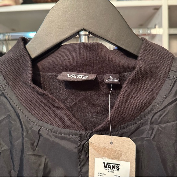 Men’s BNWT Vans Off the Wall Button Down jacket Size Large - Picture 3 of 6